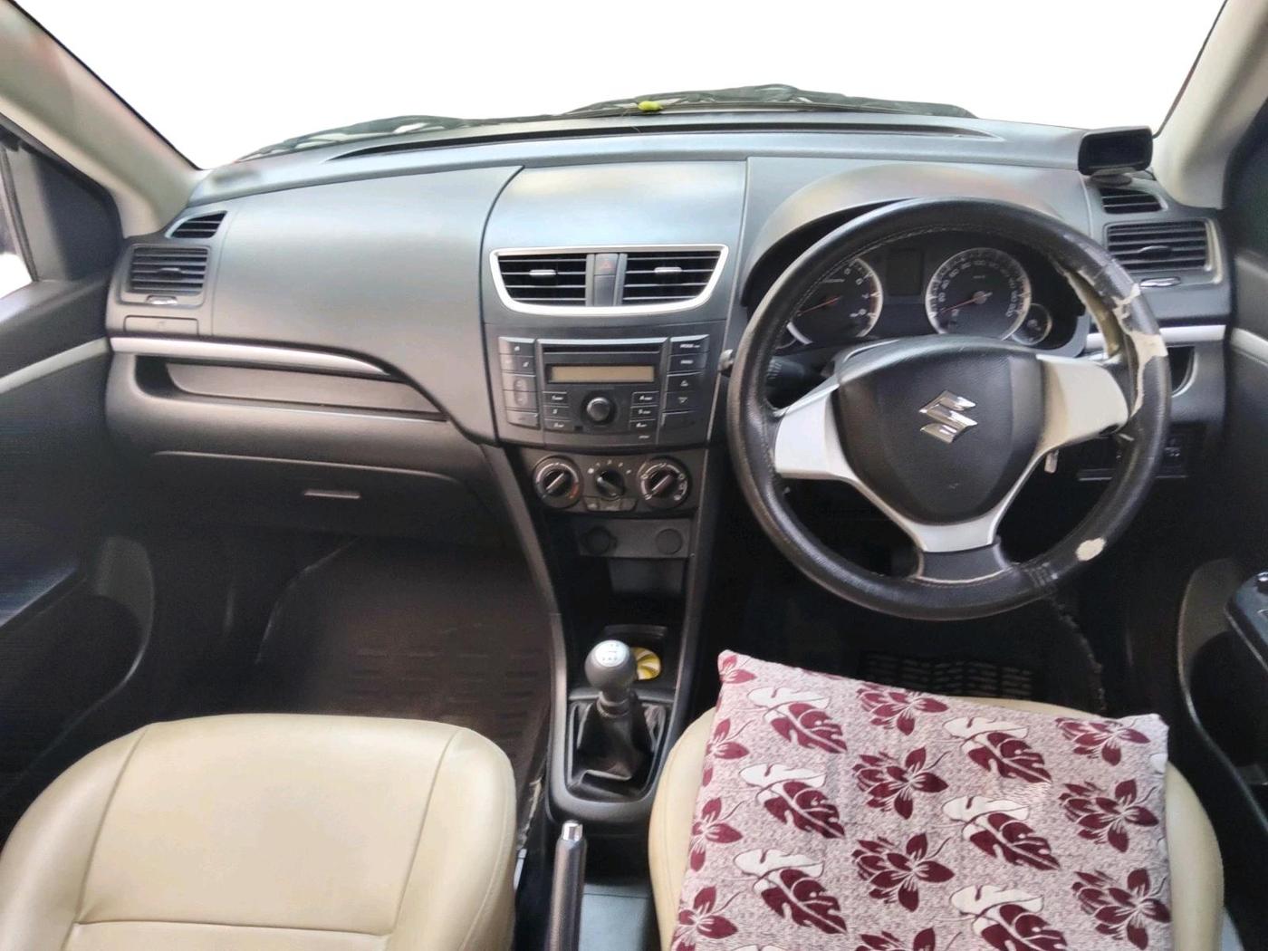 2012 Maruti Swift VXI, Petrol, Manual, 1,06,230 km, interior