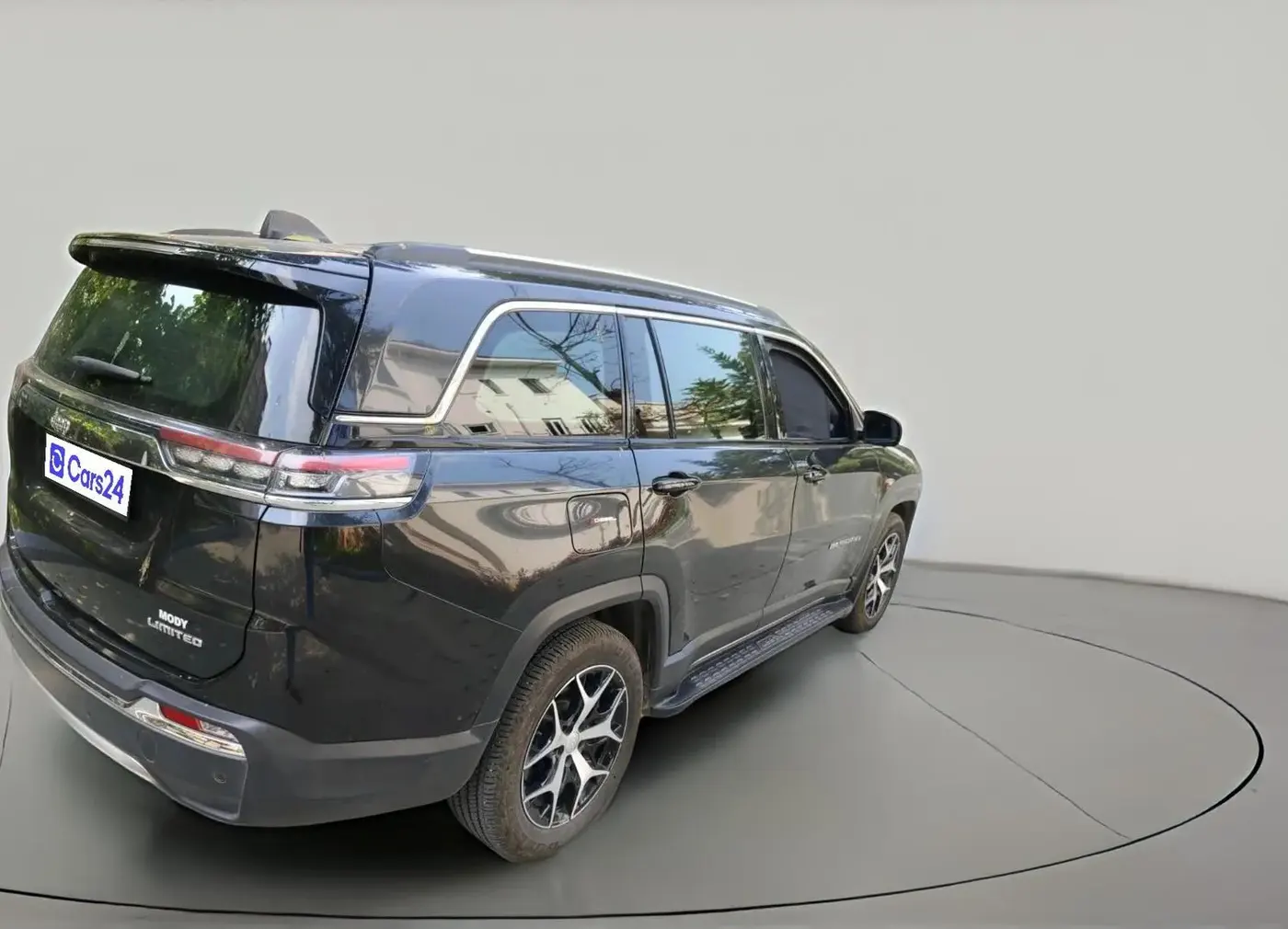2024 Jeep MERIDIAN LIMITED (O) 4X2 AT, Diesel, Automatic, 24,941 km, exterior