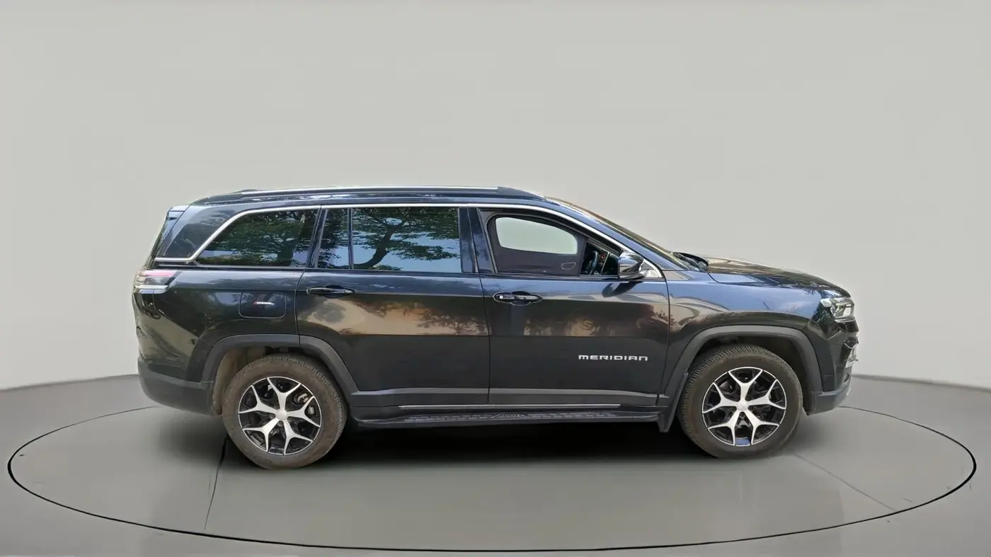 2024 Jeep MERIDIAN LIMITED (O) 4X2 AT, Diesel, Automatic, 24,941 km, exterior
