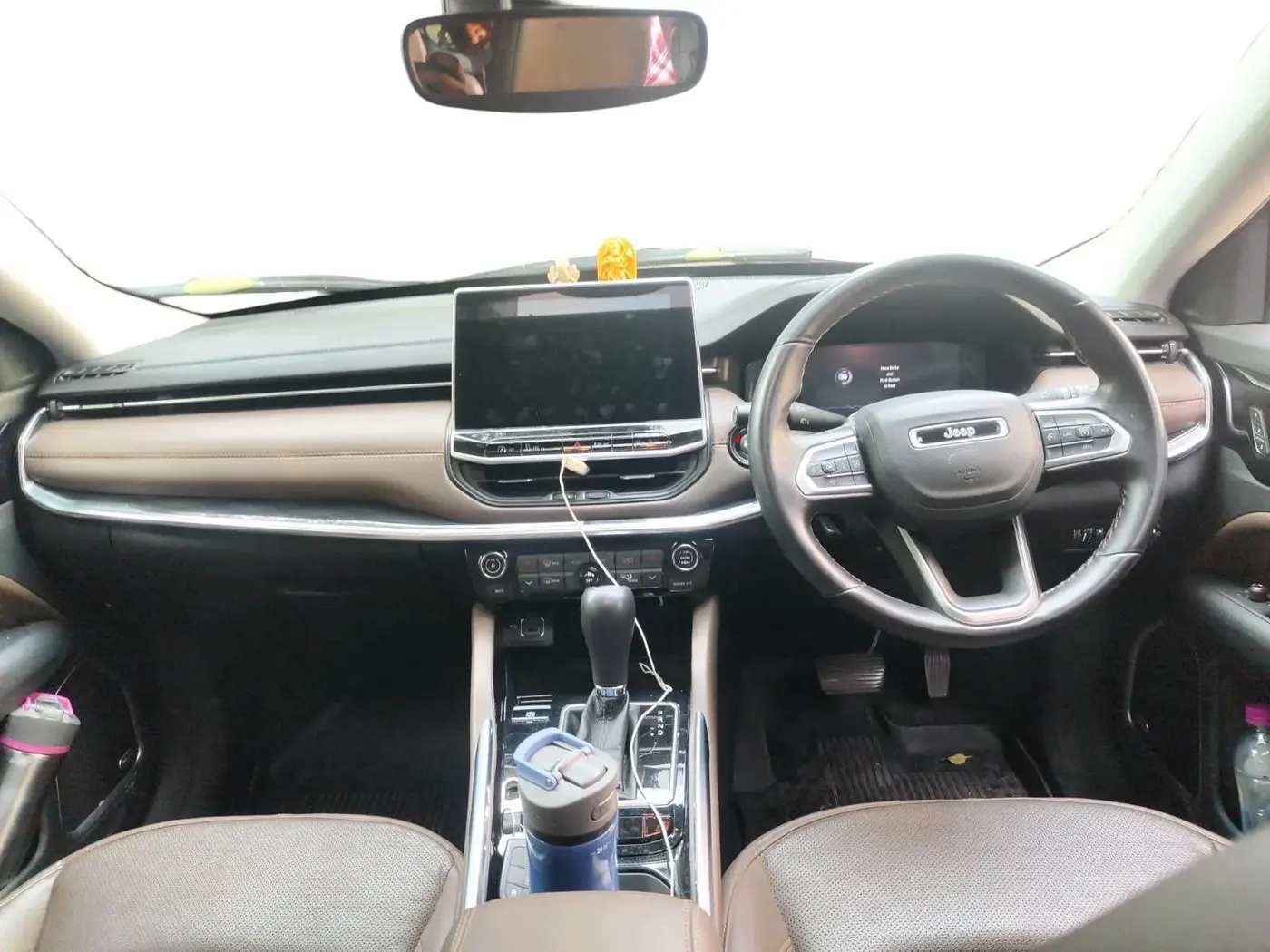 2024 Jeep MERIDIAN LIMITED (O) 4X2 AT, Diesel, Automatic, 24,941 km, interior