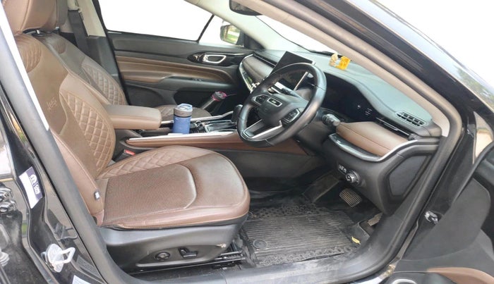 2024 Jeep MERIDIAN LIMITED (O) 4X2 AT, Diesel, Automatic, 24,941 km, interior