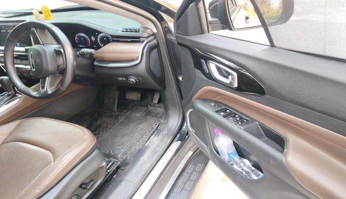 2024 Jeep MERIDIAN LIMITED (O) 4X2 AT, Diesel, Automatic, 24,941 km, interior