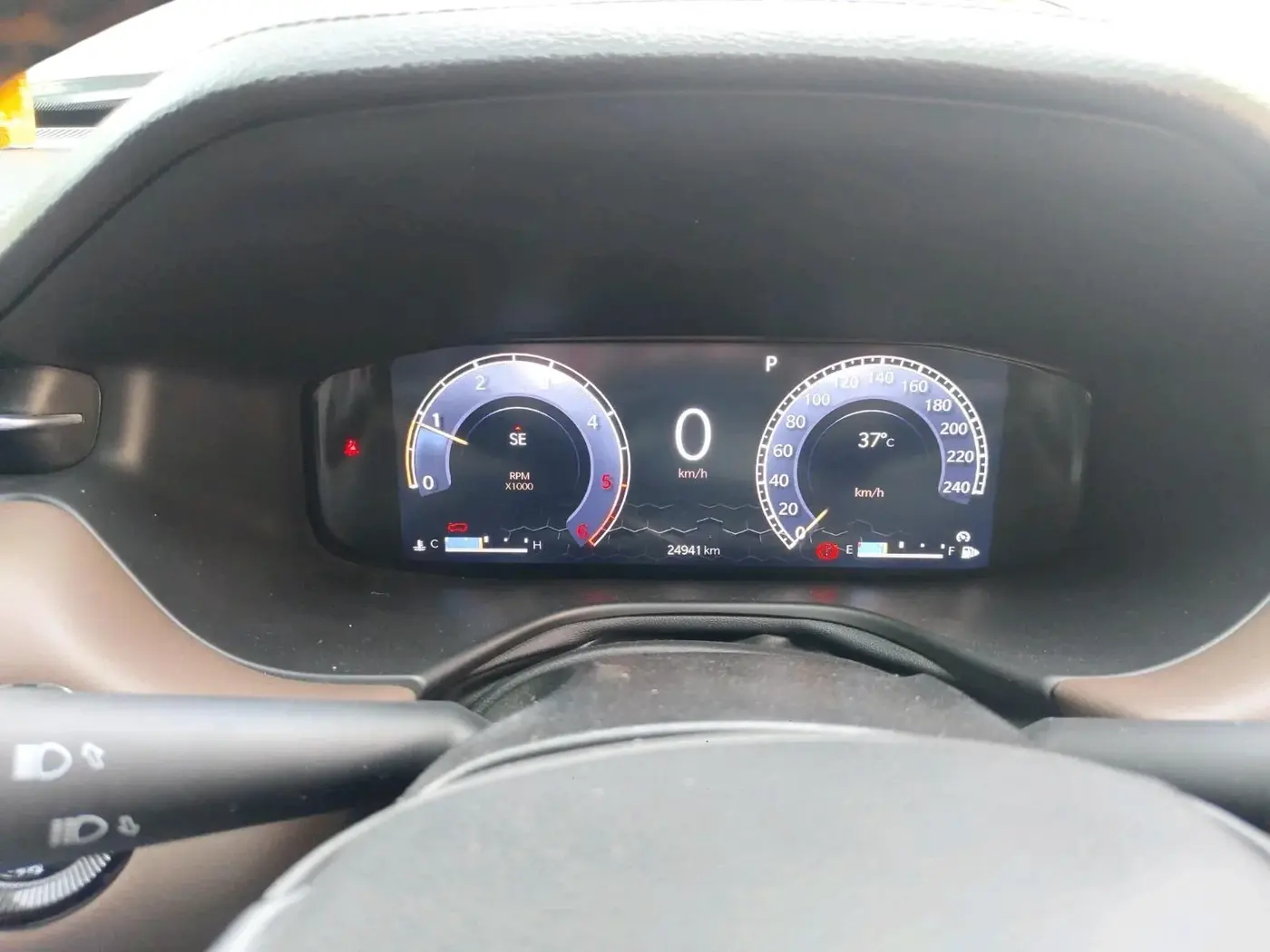 2024 Jeep MERIDIAN LIMITED (O) 4X2 AT, Diesel, Automatic, 24,941 km, interior