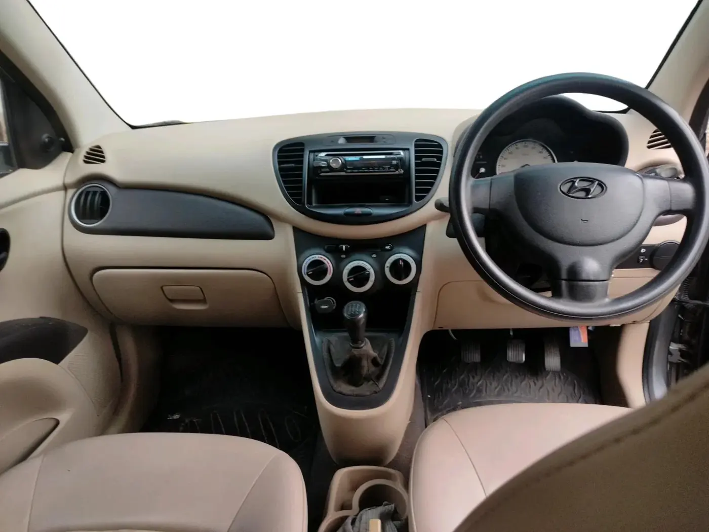 2009 Hyundai i10 MAGNA 1.2, Petrol, Manual, 1,05,495 km, interior