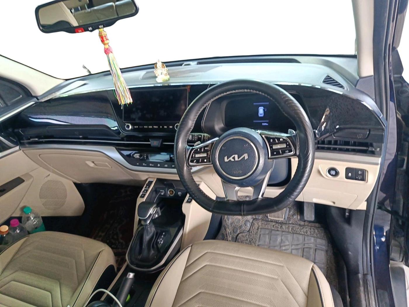 2023 KIA CARENS LUXURY PLUS 1.5 DIESEL AT 7 STR, Diesel, Automatic, 72,976 km, interior