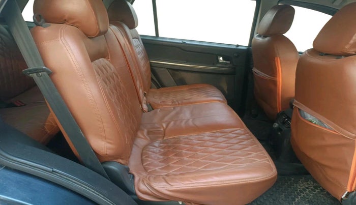 2017 Tata Hexa XM 4X2 7 STR, Diesel, Manual, 2,05,585 km, interior