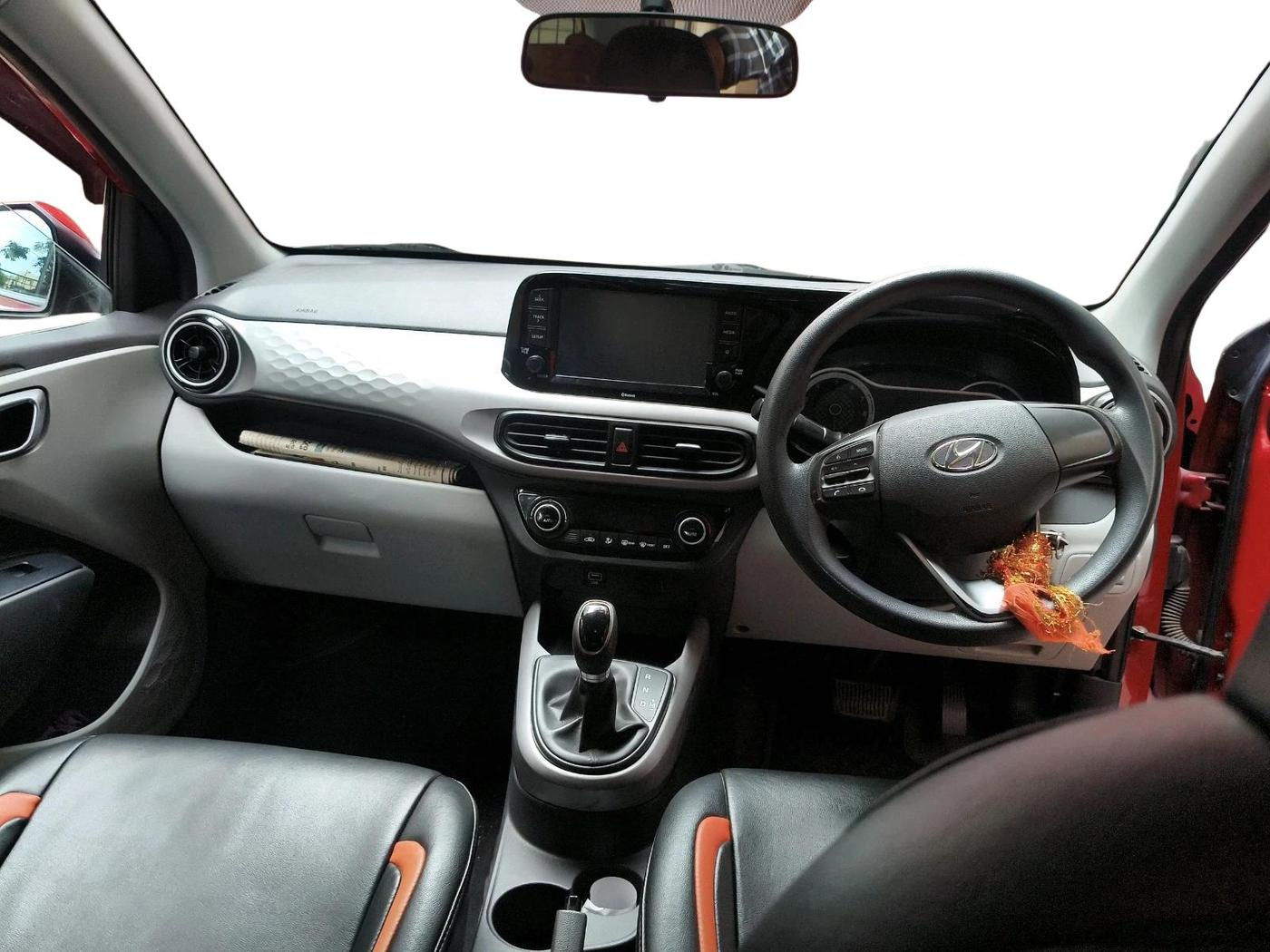 2020 Hyundai GRAND I10 NIOS SPORTZ AMT 1.2 KAPPA VTVT, Petrol, Automatic, 60,680 km, interior