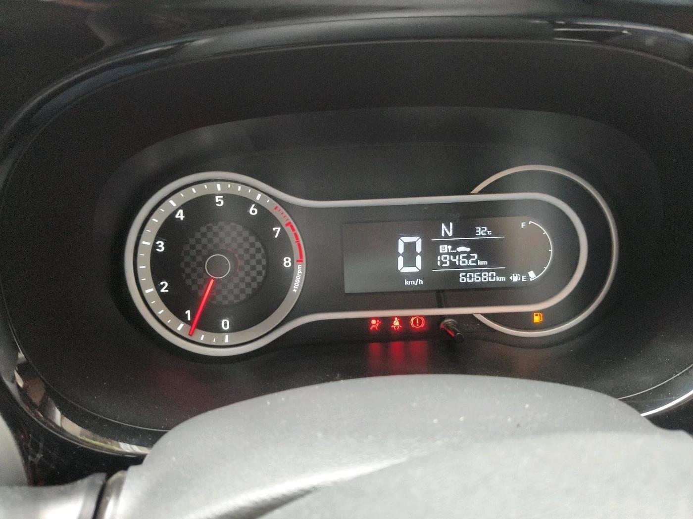 2020 Hyundai GRAND I10 NIOS SPORTZ AMT 1.2 KAPPA VTVT, Petrol, Automatic, 60,680 km, interior