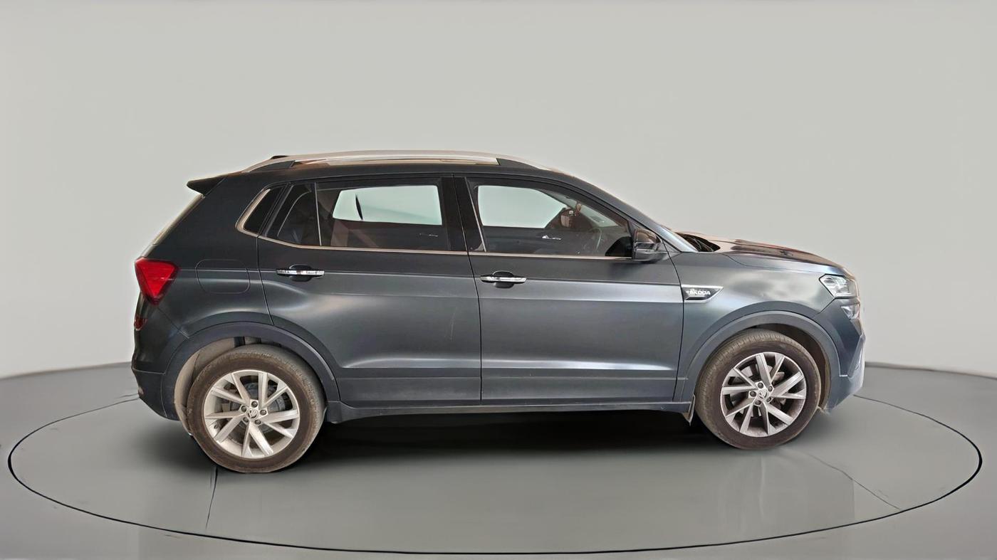 2023 Skoda KUSHAQ STYLE 1.5L TSI DSG, Petrol, Automatic, 44,940 km, exterior