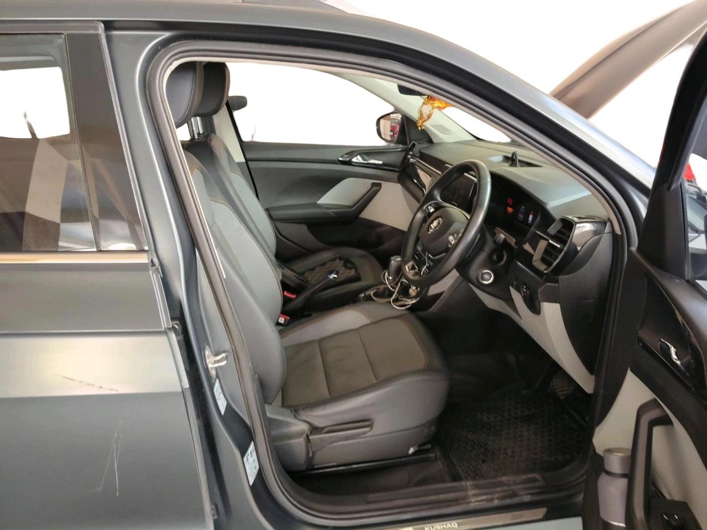 2023 Skoda KUSHAQ STYLE 1.5L TSI DSG, Petrol, Automatic, 44,940 km, interior