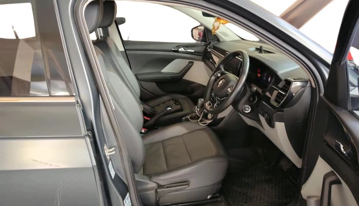 2023 Skoda KUSHAQ STYLE 1.5L TSI DSG, Petrol, Automatic, 44,940 km, interior