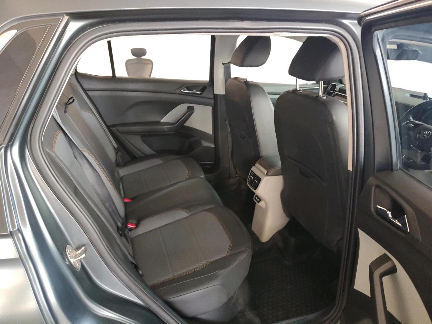 2023 Skoda KUSHAQ STYLE 1.5L TSI DSG, Petrol, Automatic, 44,940 km, interior