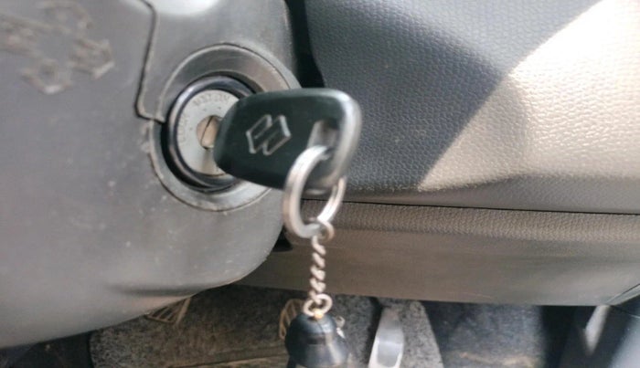 2008 Maruti Swift VXI 1.3, Petrol, Manual, 84,267 km, interior