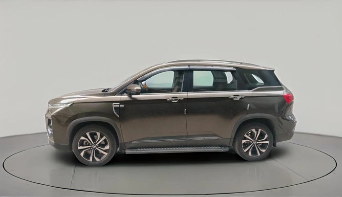 2023 MG HECTOR PLUS SHARP PRO 1.5 TURBO MT 6 STR, Petrol, Manual, 19,213 km, exterior