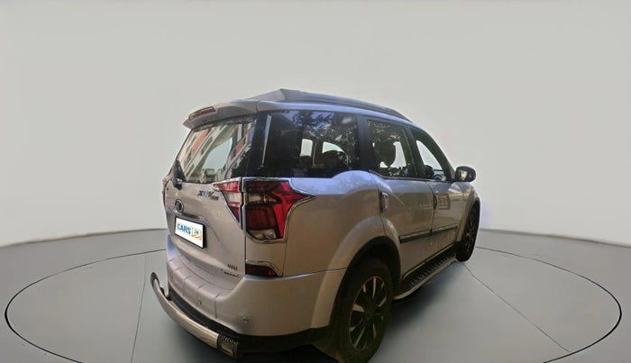 2018 Mahindra XUV500 W11 AT, Diesel, Automatic, 92,475 km, exterior