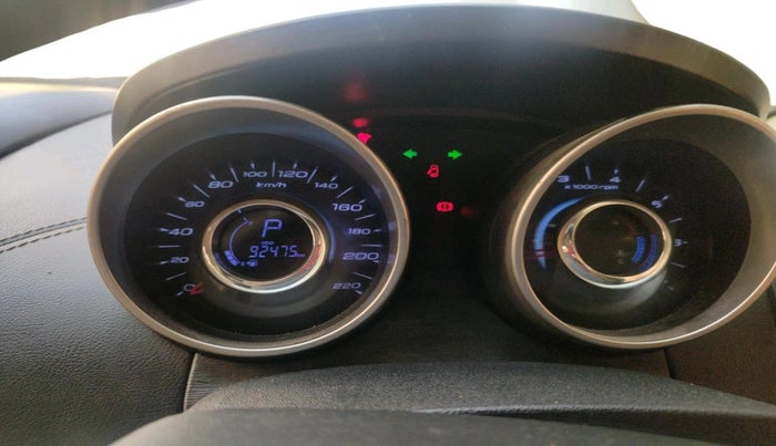 2018 Mahindra XUV500 W11 AT, Diesel, Automatic, 92,475 km, interior