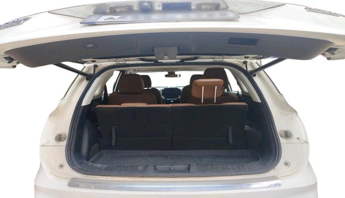 2021 MG HECTOR PLUS SHARP 2.0 DIESEL TURBO MT 6-STR, Diesel, Manual, 1,29,756 km, exterior