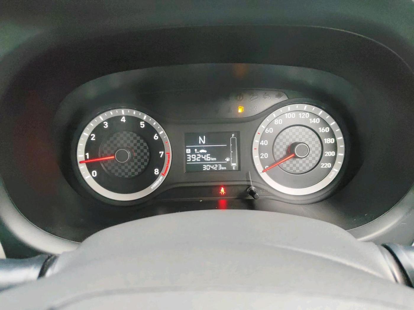 2020 Hyundai GRAND I10 NIOS MAGNA AMT 1.2 KAPPA VTVT, Petrol, Automatic, 30,423 km, interior