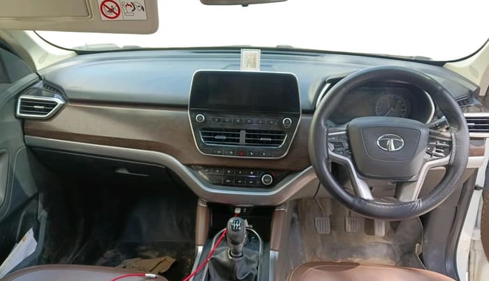 2021 Tata Harrier XZ 2.0L, Diesel, Manual, 1,18,989 km, interior