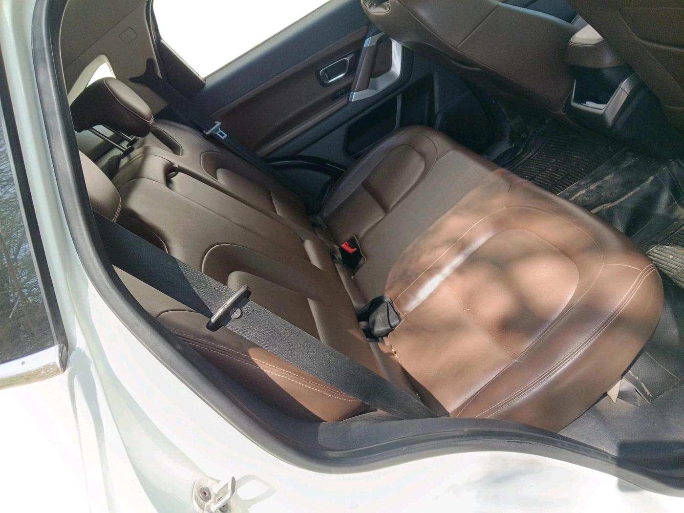 2021 Tata Harrier XZ 2.0L, Diesel, Manual, 1,18,989 km, interior