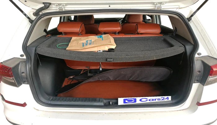 2022 Skoda KUSHAQ AMBITION 1.0L TSI MT, Petrol, Manual, 40,019 km, exterior