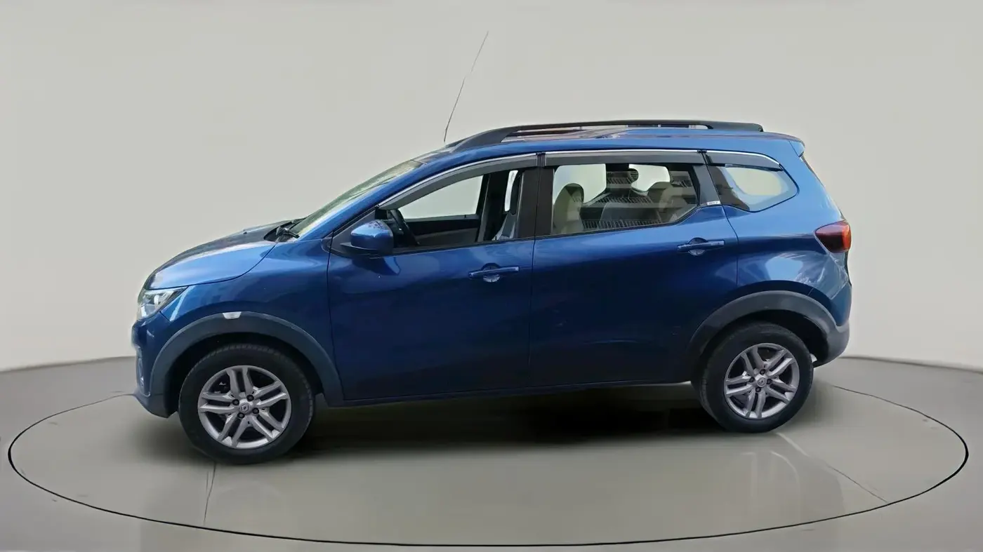 2020 Renault TRIBER RXZ, Petrol, Manual, 54,887 km, exterior