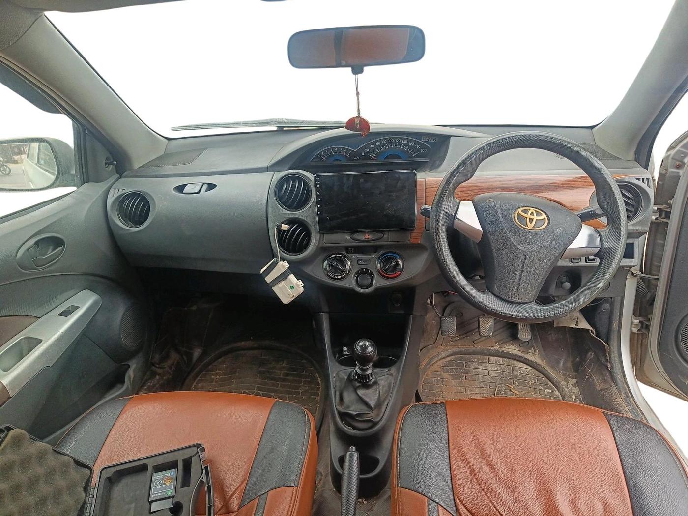 2017 Toyota Etios GD, Diesel, Manual, 1,82,654 km, interior