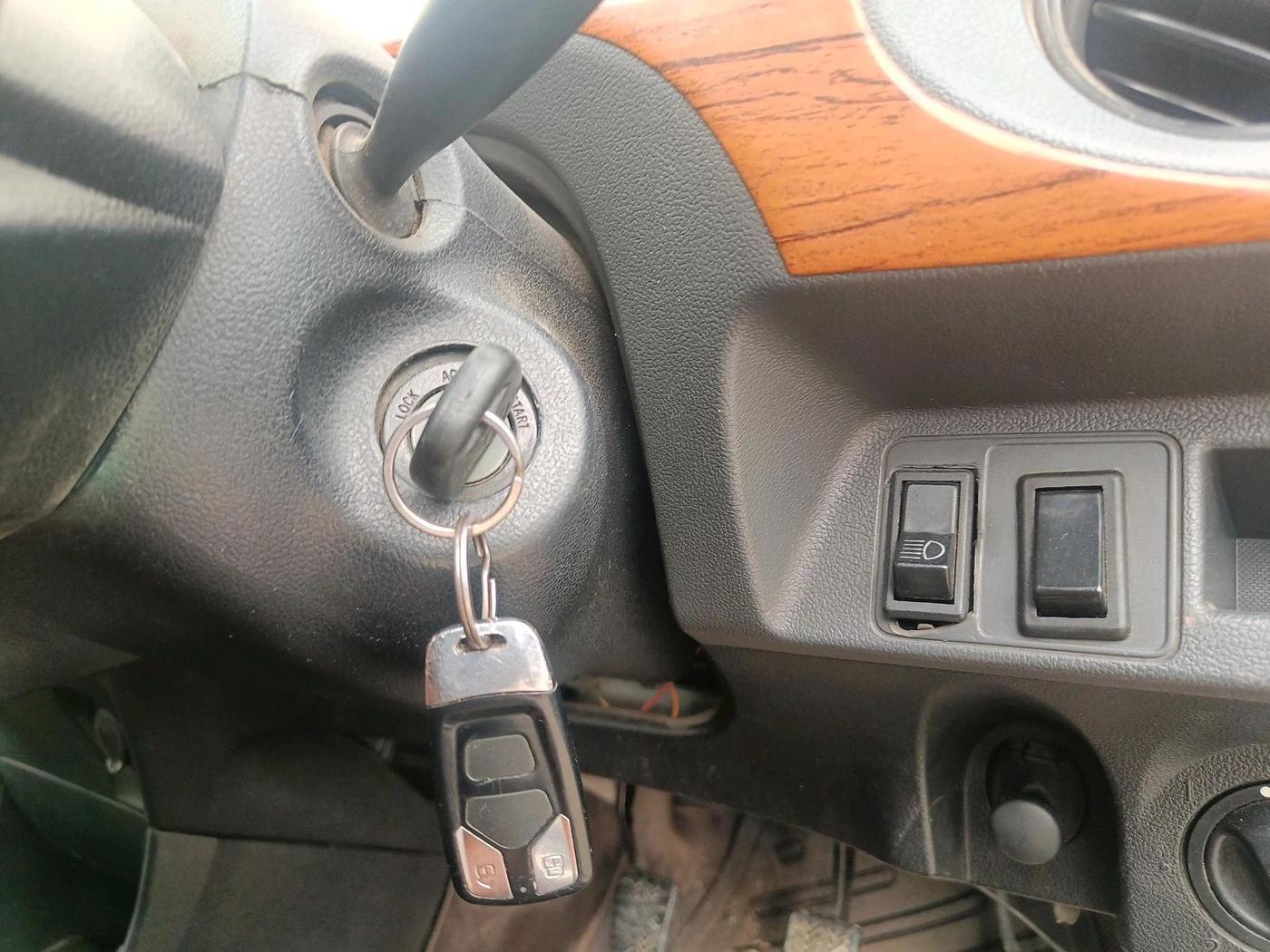 2017 Toyota Etios GD, Diesel, Manual, 1,82,654 km, interior