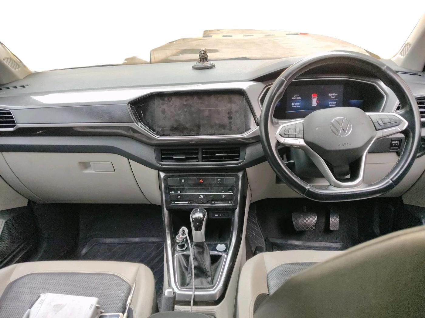 2021 Volkswagen TAIGUN TOPLINE 1.0 TSI AT, Petrol, Automatic, 80,880 km, interior