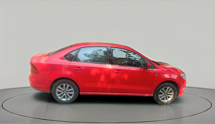 2015 Skoda Rapid 1.5 TDI CR AMBITION WITH ALLOY, Diesel, Manual, 1,38,617 km, exterior