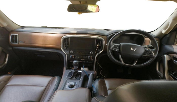 2023 Mahindra SCORPIO-N Z8 L DIESEL AT 4WD 7 STR, Diesel, Automatic, 1,42,168 km, interior