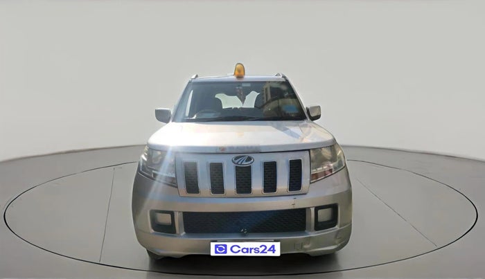 2017 Mahindra TUV300 T6, Diesel, Manual, 1,99,012 km, exterior