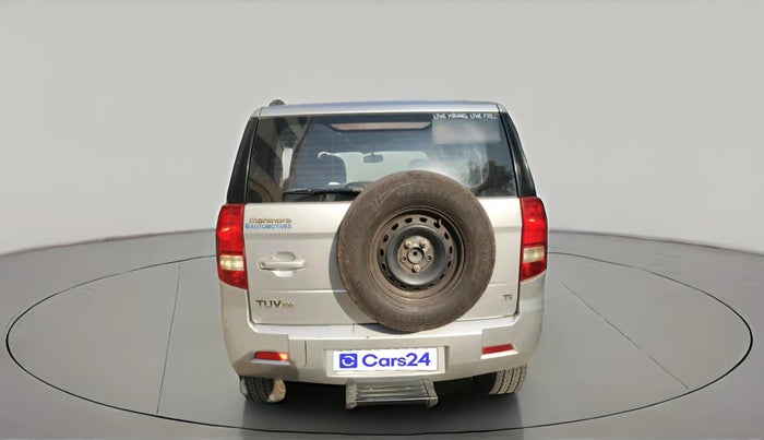 2017 Mahindra TUV300 T6, Diesel, Manual, 1,99,012 km, exterior