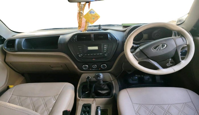 2017 Mahindra TUV300 T6, Diesel, Manual, 1,99,012 km, interior