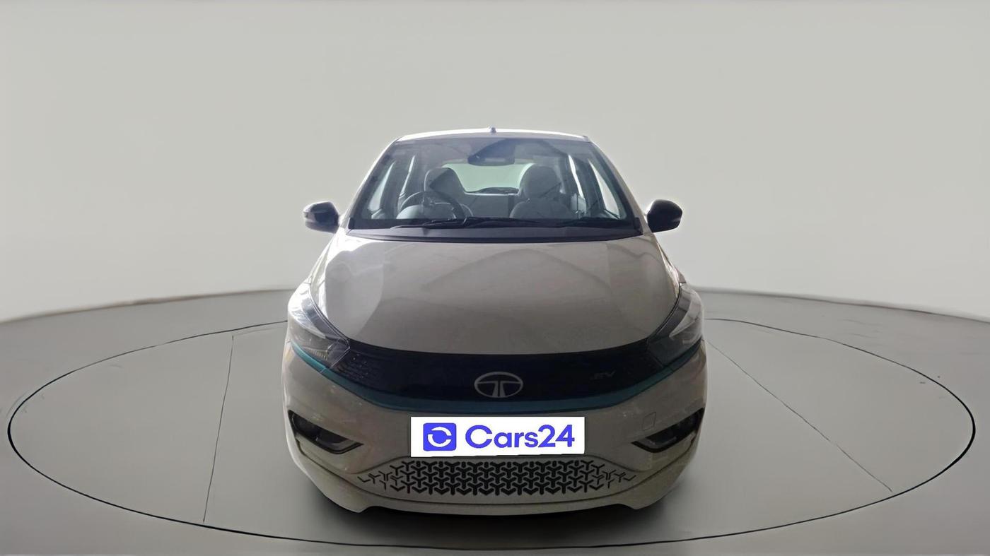 2024 Tata TIAGO EV XZ PLUS TECH LUX LONG RANGE, Electric, Automatic, 19,825 km, exterior