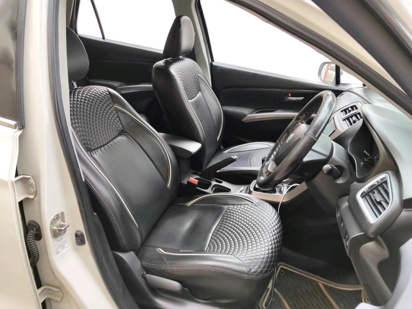 2019 Maruti S Cross DELTA 1.3, Diesel, Manual, 1,78,878 km, interior