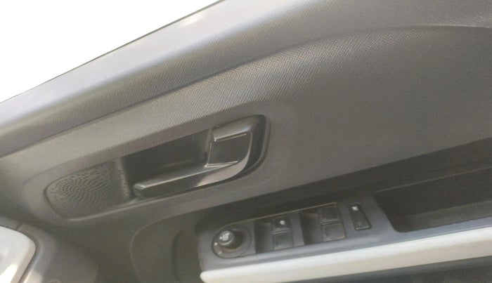 2022 Tata PUNCH ACCOMPLISHED MT, Petrol, Manual, 56,722 km, interior