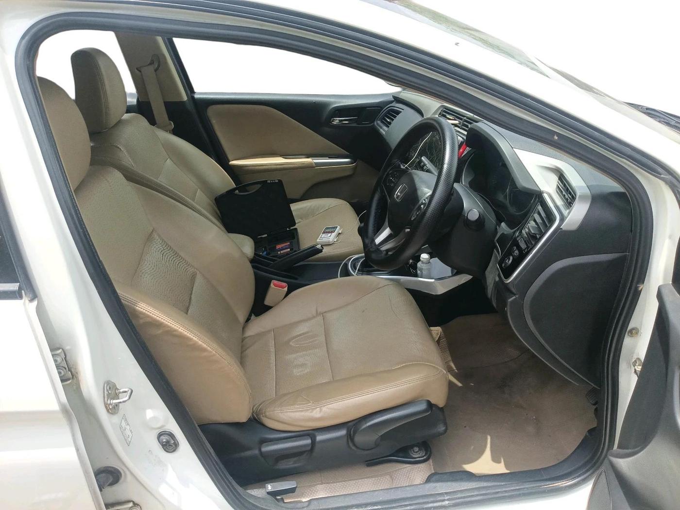 2016 Honda City 1.5L I-VTEC VX, Petrol, Manual, 1,03,813 km, interior