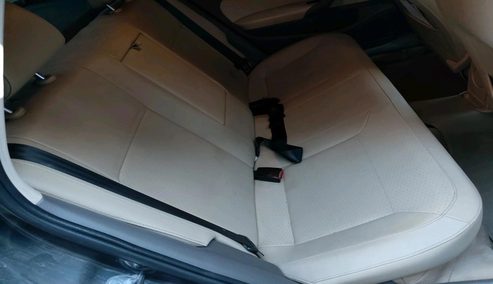 2015 Volkswagen Vento HIGHLINE DIESEL 1.5, Diesel, Manual, 95,730 km, interior
