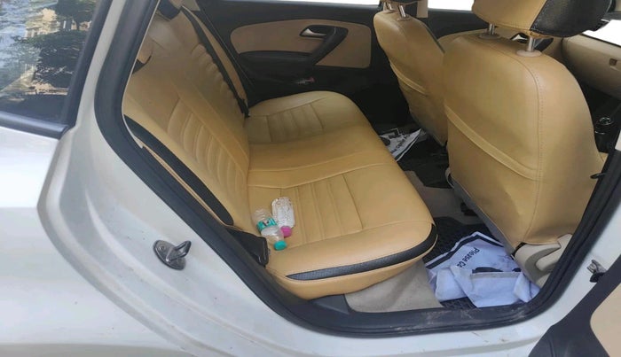 2017 Volkswagen Polo HIGHLINE1.5L, Diesel, Manual, 80,080 km, interior