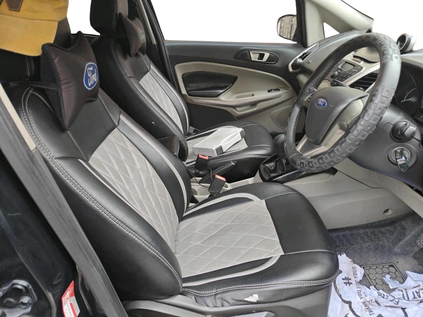 2014 Ford Ecosport TREND 1.5L DIESEL, Diesel, Manual, 1,20,073 km, interior