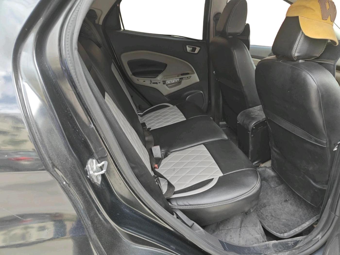 2014 Ford Ecosport TREND 1.5L DIESEL, Diesel, Manual, 1,20,073 km, interior