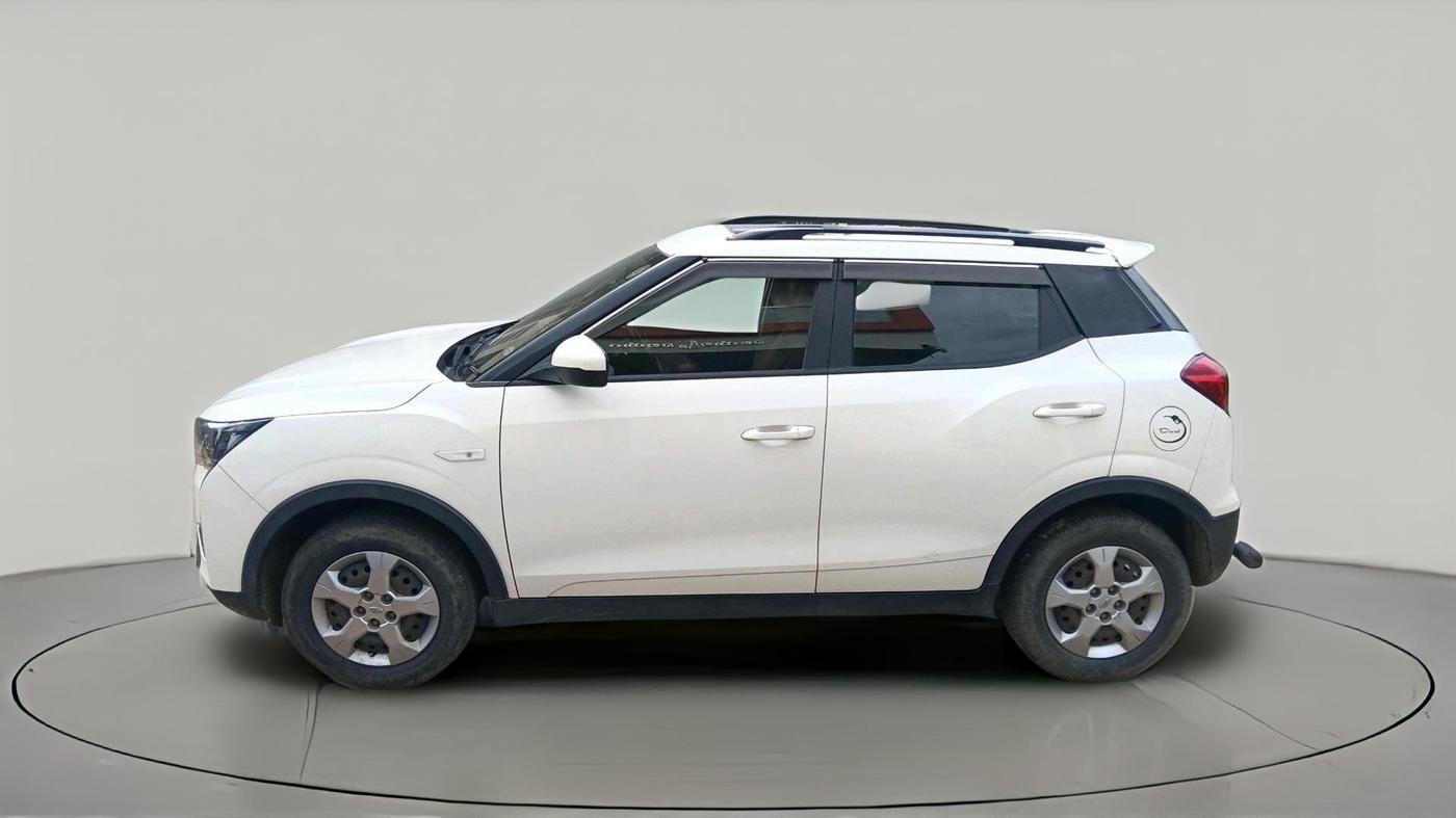 2022 Mahindra XUV300 W6 1.5 Diesel, Diesel, Manual, 53,025 km, exterior