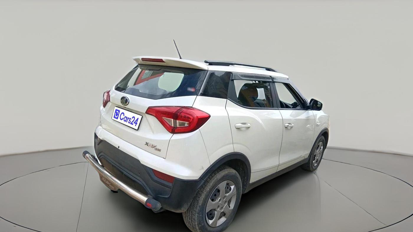 2022 Mahindra XUV300 W6 1.5 Diesel, Diesel, Manual, 53,025 km, exterior