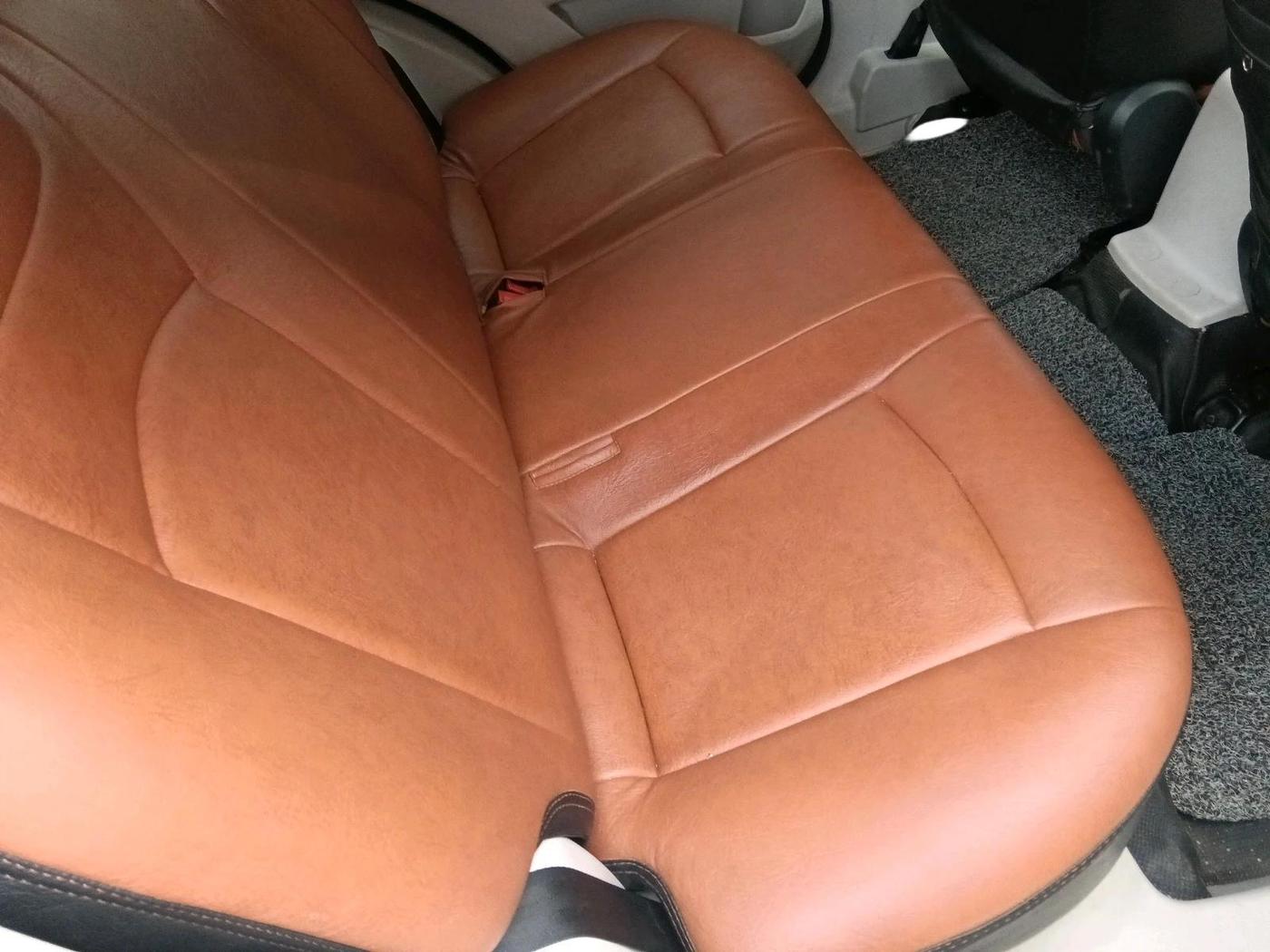 2022 Mahindra XUV300 W6 1.5 Diesel, Diesel, Manual, 53,025 km, interior