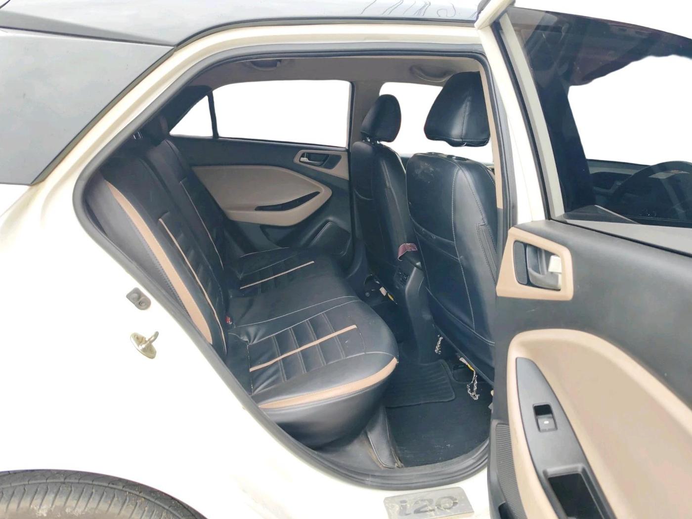 2016 Hyundai Elite i20 ASTA 1.4 CRDI, Diesel, Manual, 1,55,473 km, interior