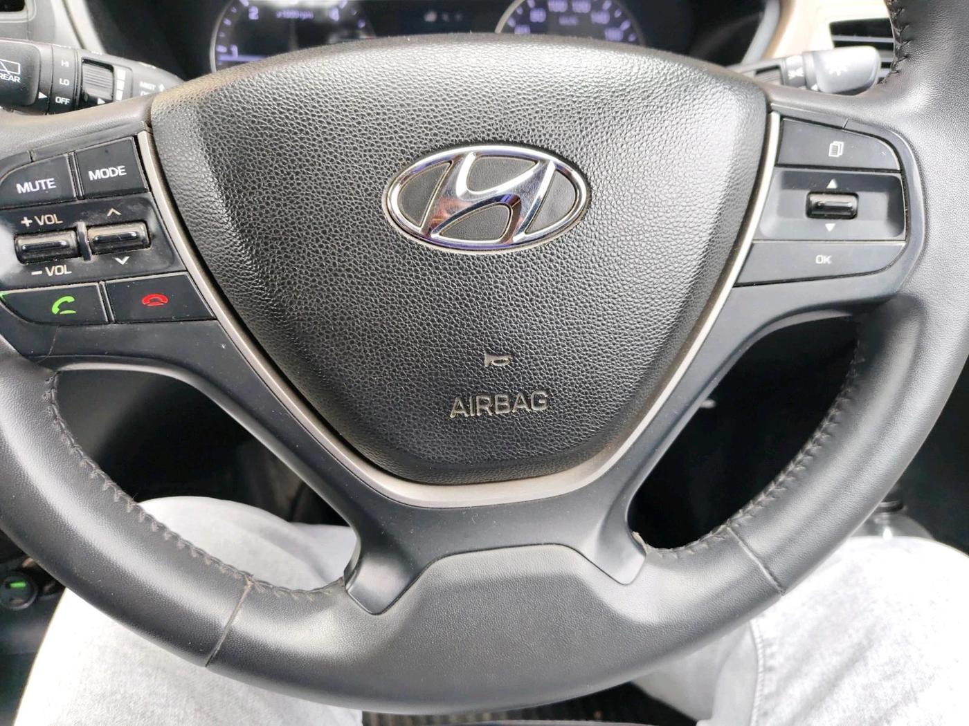 2016 Hyundai Elite i20 ASTA 1.4 CRDI, Diesel, Manual, 1,55,473 km, interior