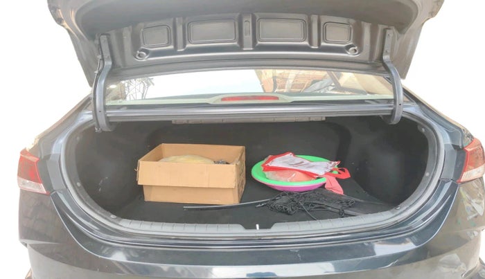 2021 Hyundai Verna SX (O)1.5 VTVT, Petrol, Manual, 57,090 km, exterior