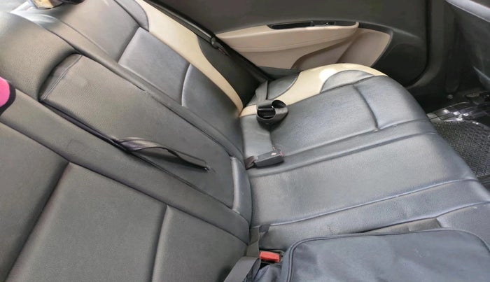 2014 Hyundai Xcent SX 1.2, Petrol, Manual, 2,85,659 km, interior