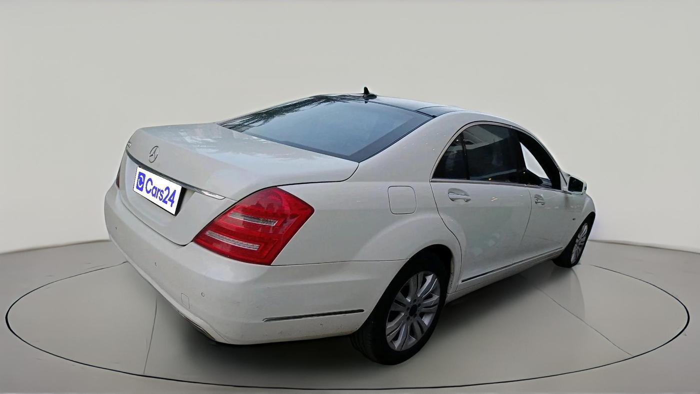 2013 Mercedes Benz S Class 500L, Petrol, Automatic, 1,36,923 km, exterior